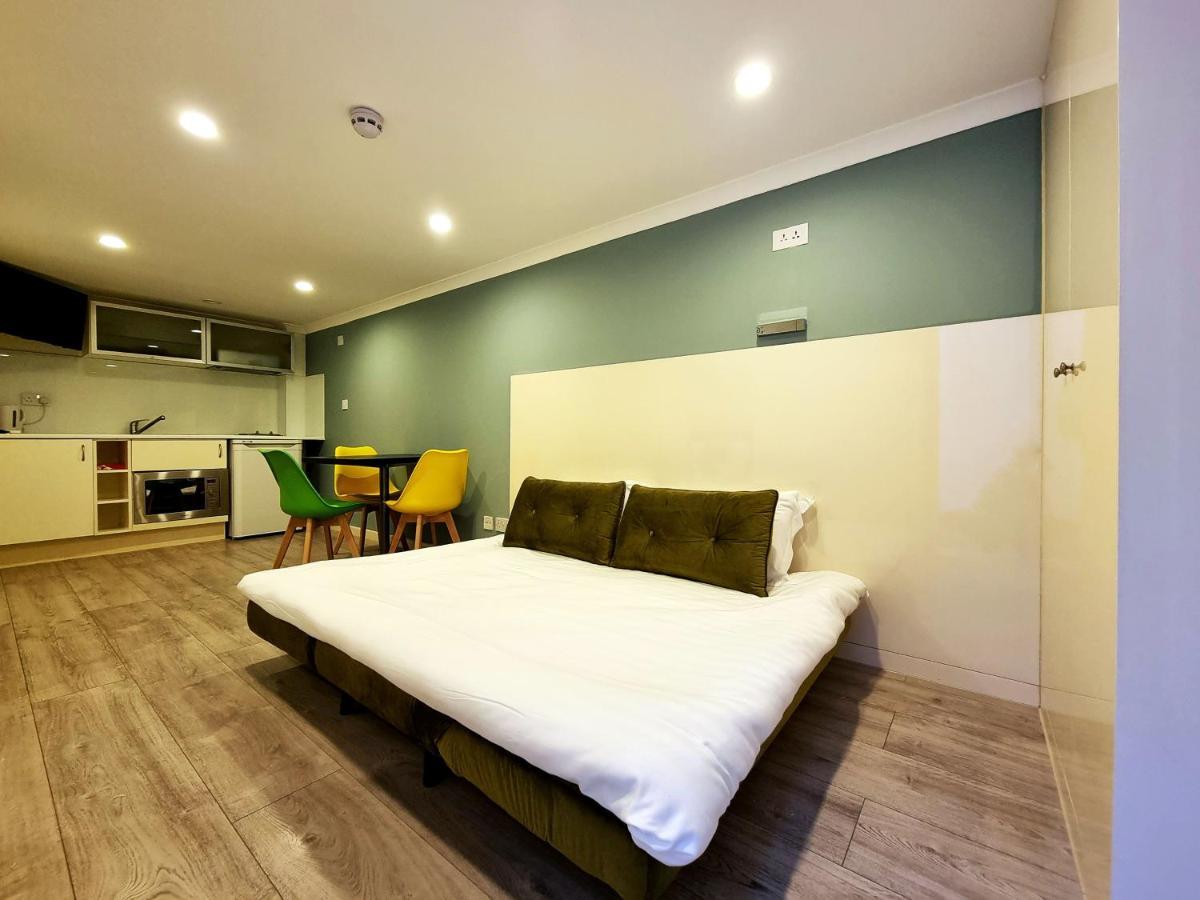146 Aparthotel